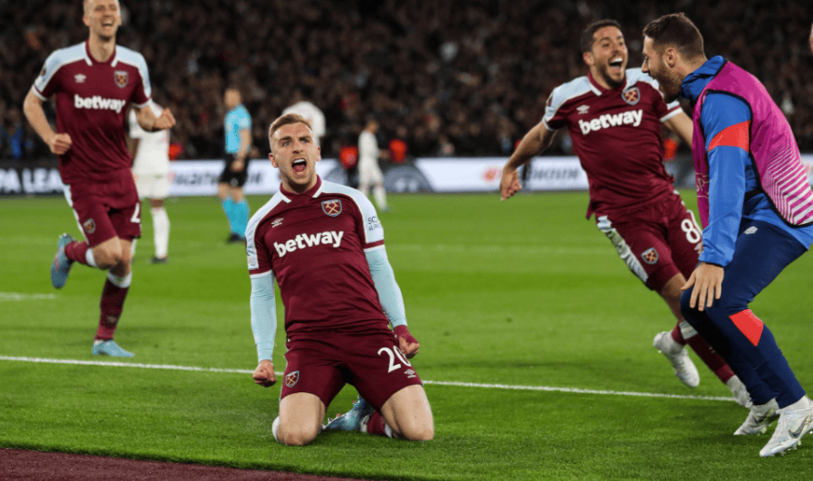 刘若钒本赛季从三镇自由身加盟海港，贡献5球6助攻