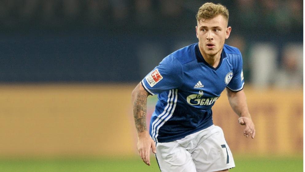 欧冠进球榜更新：莱万连续破门,